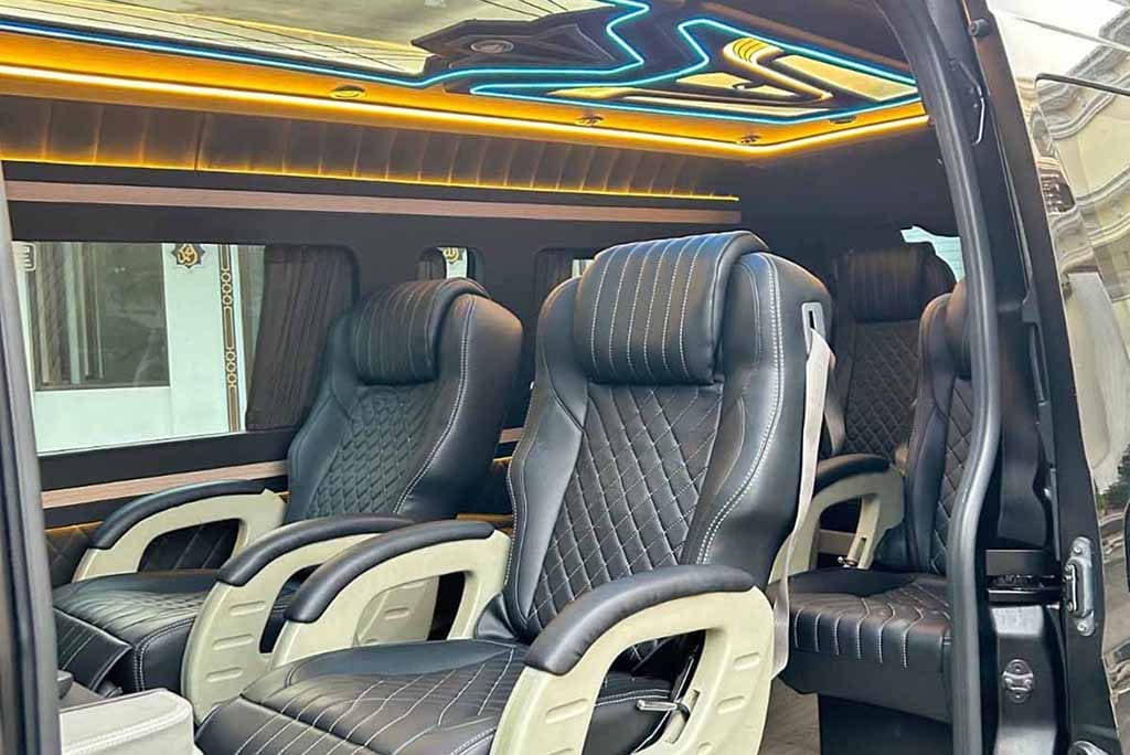Sewa Hiace Luxury Margonda