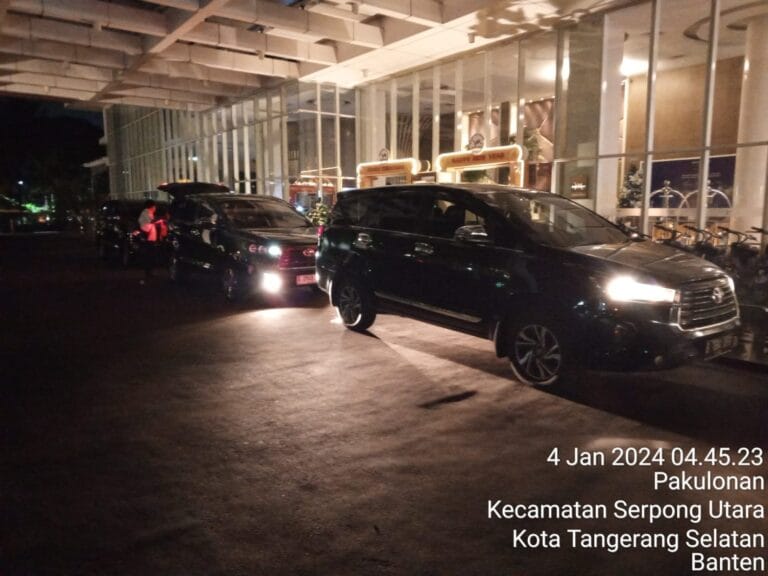Rental Mobil Tangerang Selatan
