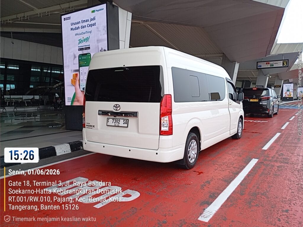 Sewa Hiace Bandara Soekarno-Hatta
